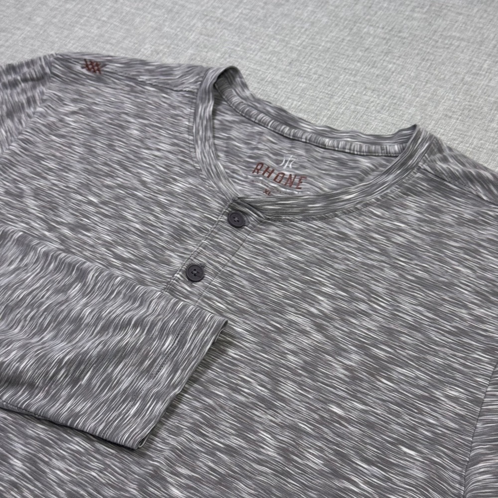 Rhone Long Sleeve Henley Shirt Men XL Gray Cotton Spandex Performance Activewear